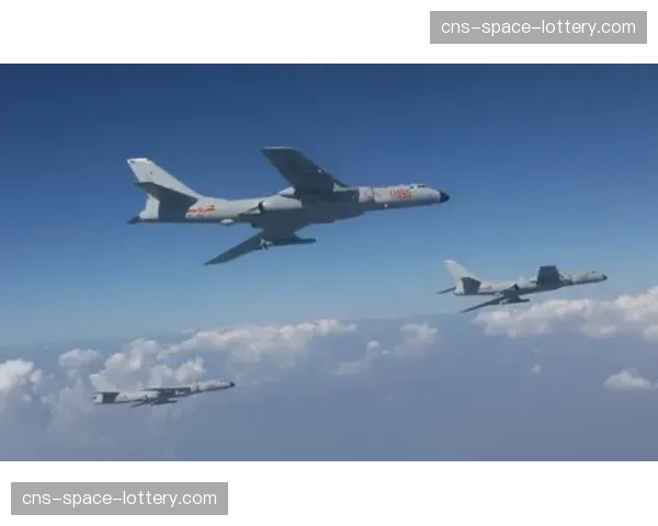 “维尔德的转型:专访退役后的‘青铜轰炸机’及其慈善基金会工作” “维尔德的转型:专访退役后的‘青铜轰炸机’及其慈善基金会工作”